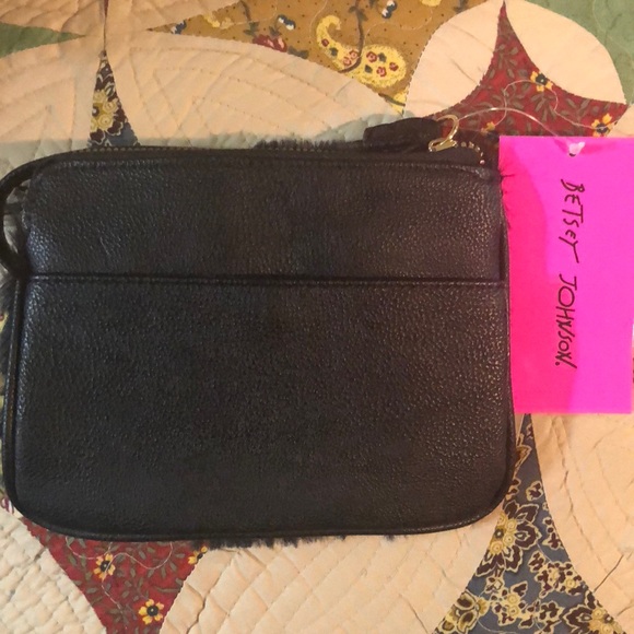 Adorable Betsey Johnson furry cat wristlet - Picture 2 of 2